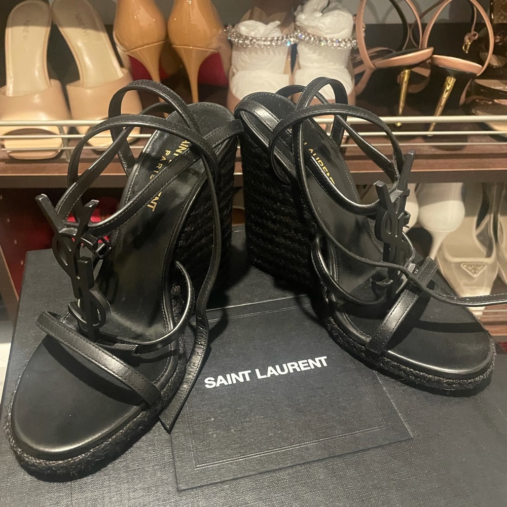 YSL saint laurent Cassandra Wedge heels 36.5